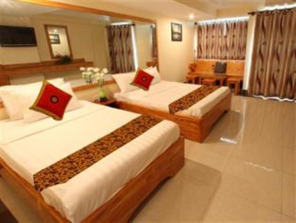 Lucky Star 2 Hotel Phnom Penh Exterior photo