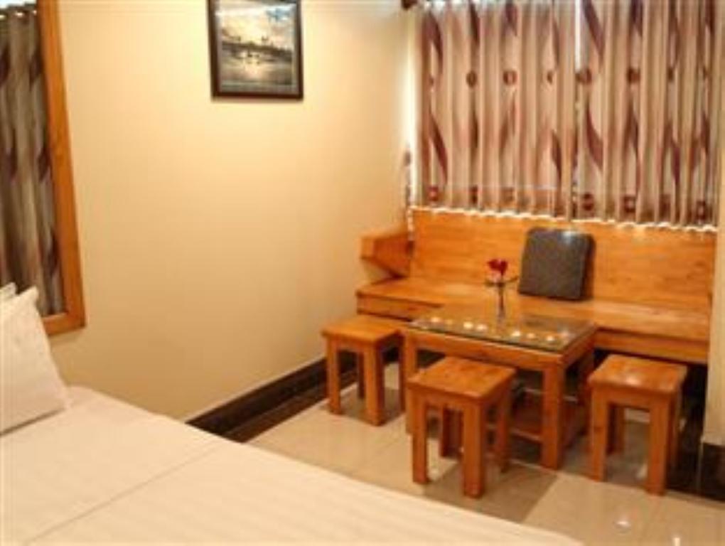 Lucky Star 2 Hotel Phnom Penh Exterior photo